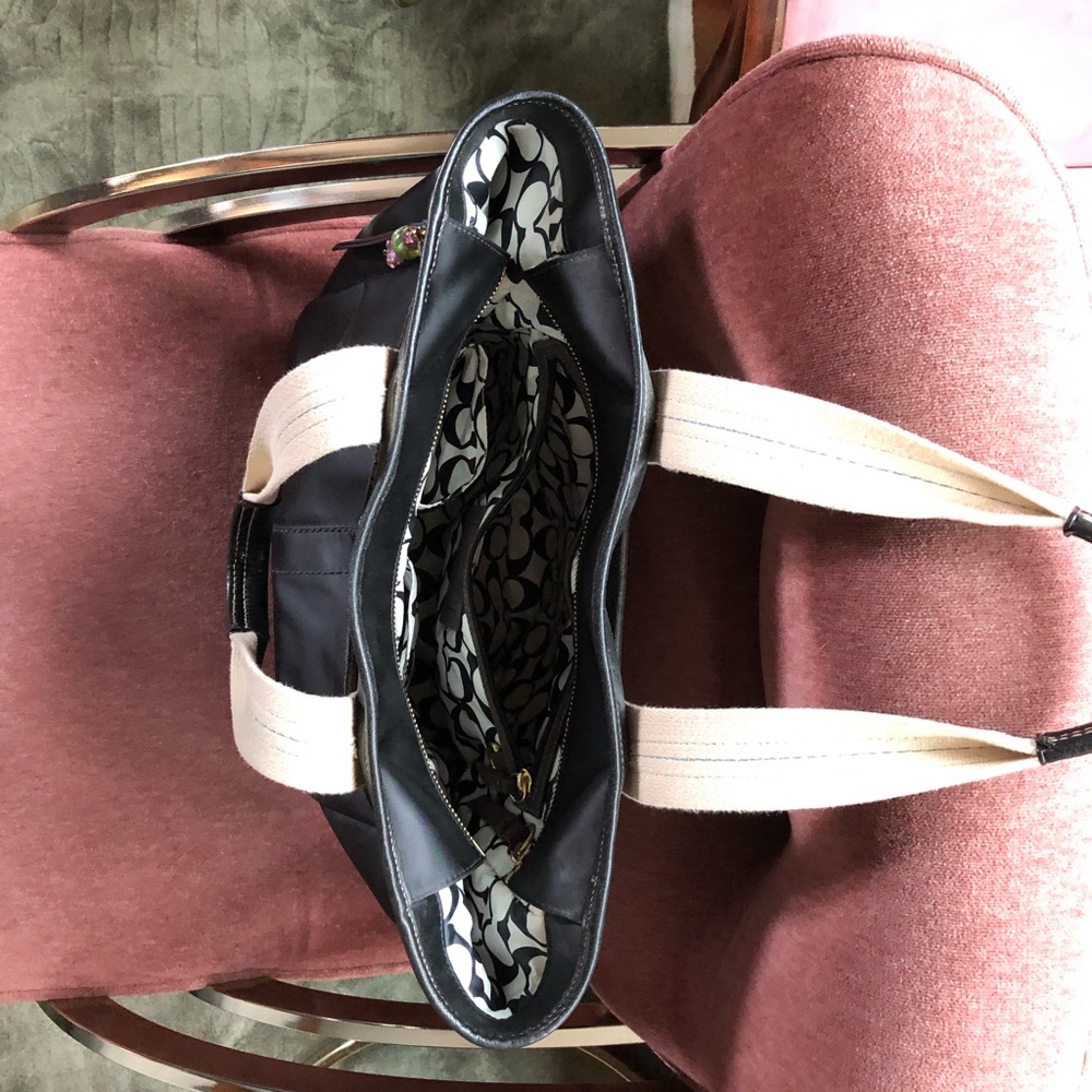 Authentic Black Coach Tote Bag - Picture 5 of 7